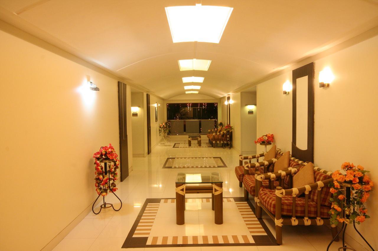 Hotel Miramar Daman Exterior foto