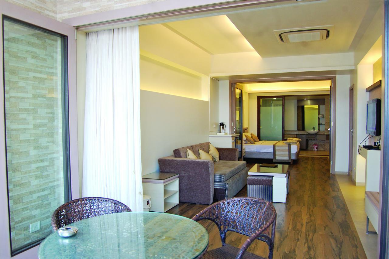 Hotel Miramar Daman Exterior foto